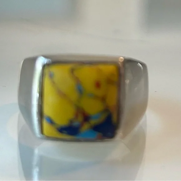925 Sterling Silver Yellow Turquoise Ring - Picture 2 of 8